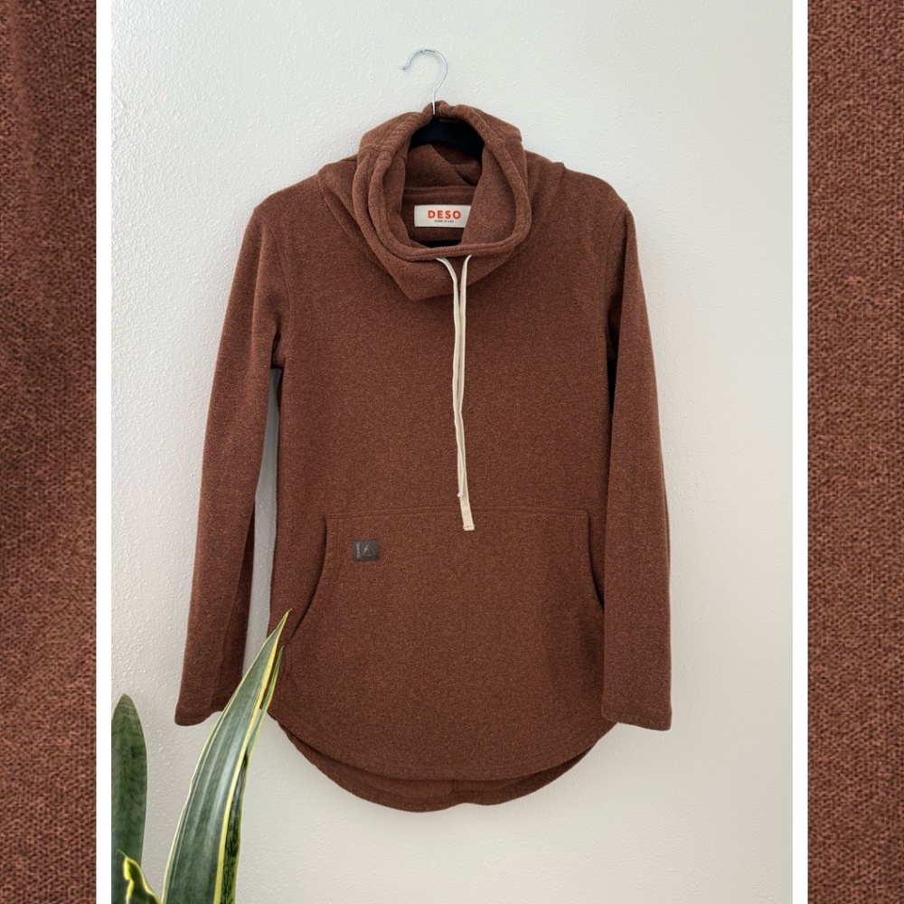 Deso Tallac Pullover Size SM
